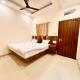 UJN - HOTEL LUXURY SHREE MAHAKAL - F - PALACE UJJAIN - Warm Hospitality & Comfortable Room In Ujjain - Comfort & Spirituality Combined - Near Mahakal Temple - BEST HOTEL IN UJJAIN, Ujjain - Foto 6
