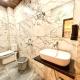 UJN - HOTEL LUXURY SHREE MAHAKAL - F - PALACE UJJAIN - Warm Hospitality & Comfortable Room In Ujjain - Comfort & Spirituality Combined - Near Mahakal Temple - BEST HOTEL IN UJJAIN, Ujjain - Foto 9