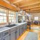 Hot Tub, Fire Pit and Creek Access Whittier Cabin!, Whittier (fotografie 7)