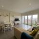GuestReady - Seaview in Costa da Caparica, Almada (foto 3)