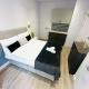 Wandsworth House - NO 17 - Luxury Urban Rooms, London - Photo 5