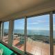 Incredible Panoramic Sea View 2 bedroom Sleeps 4 People! - Free Parking - The Best Beach! - Great Location - Fast WiFi - Smart TV - Newly decorated - sleeps up to 3! Close to Bournemouth & Poole Town Centre & Sandbanks - Photo 10