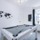 Incredible 4Bedroom Home In Salford, Game Room, Free Parking, Smart TV, Manchester - Photo 1