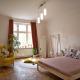 Quiet and spacious flat near city centre in Prague 3, Praha - Fotografie 1