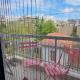Bright, airy apartment by the metro, Athen - Foto 8