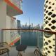 Uptown Getaway Charming Studio with Canal Burj & View, Dubaj - Fotografie 1