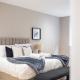 Modern 1BR Flat Sofa Bed Sleeps 4 The Willow, London - Photo 5