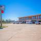 OYO Crossroads Inn