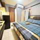 Comfy Studio with Smart Tv Fast Wifi at Baywalk Mall Tower C Джакарта - Фото 1