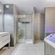 GuestReady - Chic Stay with Jacuzzi and Parking Lyon - Fotografie 8