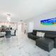 Stylish Brickell Penthouse with Exclusive Perks, Miami - Fotografie 10
