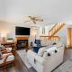 Charming Townhouse with Shared Pool, Gilford