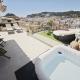 Apartment Luna Tossa De Mar with Jacuzzi, 5mins walking to the beach, sea and castle view big terrace
