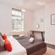 Charming House - Close to City Centre - Free Parking, Self-Check-In, Fast Wifi and Smart TV by Yoko Property Sheffield - Foto 2