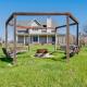 Spacious Warrensburg Getaway with Fireplace!, Warrensburg (foto 2)