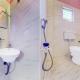 Hotel O S Hotel & Restaurant, Gulzārbāgh - 写真 1