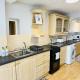 Modern 4BR Home - Near Wollaton Park, Uni, QMC, City Centre & M1 - Sleeps 8, Nottingham - Foto 4