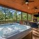 Serenity Pines-3bd/2bth, Sleeps 8, Hot tub+Arcades