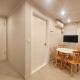 5-Minute Walk from Hongdae Station, Hotel-Style Bedding, 2 Rooms, Washer Dryer, Seúl - Foto 10