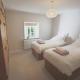 Plantagenet, A Historic Country Cottage with Pool and Hot Tub, Boughton Aulph (foto 2)