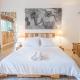 FOREST and OCEAN Nest with Self-Service Breakfast - AC, Monkeys, Pet Friendly with a Fee, Subic Bay Intl (Foto 10)