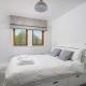 Chic 2BR Battersea Flat Terrace & Pet-Friendly, Londýn - Fotografie 3