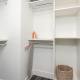 Stylish 3BR High-Rise with Pool, Hot Tub & Rooftop Views, Los Angeles - Foto 4