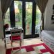 Charming Bedroom with Garden, Лондон - Фото 3