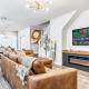 Unwind in Your 5-Bedroom Oasis, Orlando