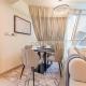 1BR with Floor-to-Ceiling Windows & Skyline Views, Next to Gate Avenue, Park Towers DIFC by Deluxe Holiday Homes, Dubái - Foto 9