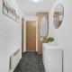 Flat in Old Trafford Manchester, Manchester - Photo 8
