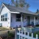 Cute Cottage with fully fenced yard, Blaine