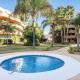 Chic Coastal Apartment with Pool - Beach and, Parking La Cala de Mijas - Foto 5