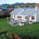 Norfolk House, Luxury Villa With Spa and Lake Views Taupo - Photo 3