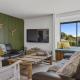 Elevated Taupo Hideaway With Views and Designer Comfort, Taupo - Fotografie 4