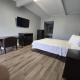 Luxury Inn & Suites, Nacogdoches (photo 4)