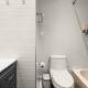 NYC's Prime Location Upscale 2BR, New York - Photo 5