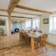 Beautiful Cottage with Expansive Countryside Views, Wedmore