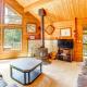 Hot Tub, 1 Mi to Beach 12-Acre Fort Bragg Cabin! - Fotografie 4