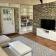 Lovely cottage in Penryn centre with parking, Penryn (photo 3)