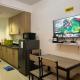 Apartments at Shore 1 Residences MOA Pasay Near Airport, Manila - Fotografie 10