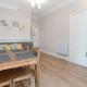 Lovely Haymarket Apartment - Central Edinburgh Эдинбург - Фото 10