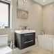 Stylish 2BR with Balcony in Islington - 4 people, Londra - Foto 4