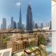 2BR Cosy Burj Khalifa View - 5min walk Dubai Mall!, Дубай - Фото 3