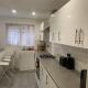 5 Bed House - Sleeps 10 - Pets - Parking - Wifi, Londýn - Fotografie 1