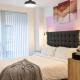 NEW Halo Nest - Modern & Comfortable, Manchester - Photo 5