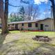 Furnished Deck with Forested Views Manawa Home!, New London (фото 3)