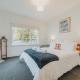 Stylish Central Cottage - Modern Heating & Parking Christchurch - Photo 3