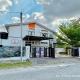 Bercham Landed CornerLot 6BR with Karaoke Set & BBQ