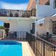 2 Bed Villa - Sleeps 5 - Private Pool & Garden Nerja - Fotografie 9